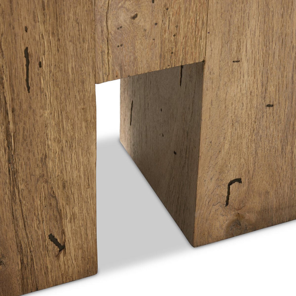 Abaso Large Accent Bench | Rustic Wormwood Oak Floor Sample