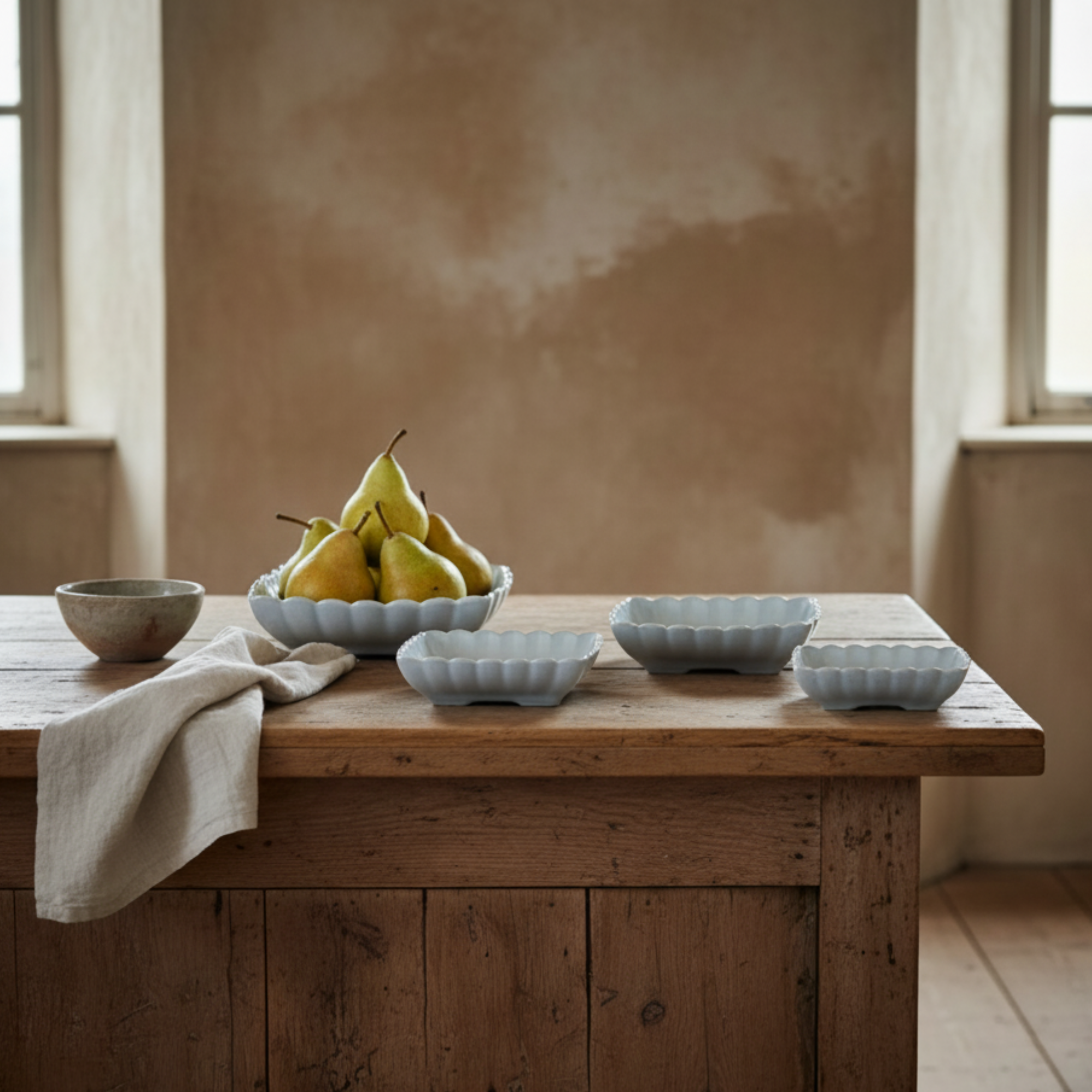 Stoneware Serving Dishes With Scalloped Edge | Set of 4