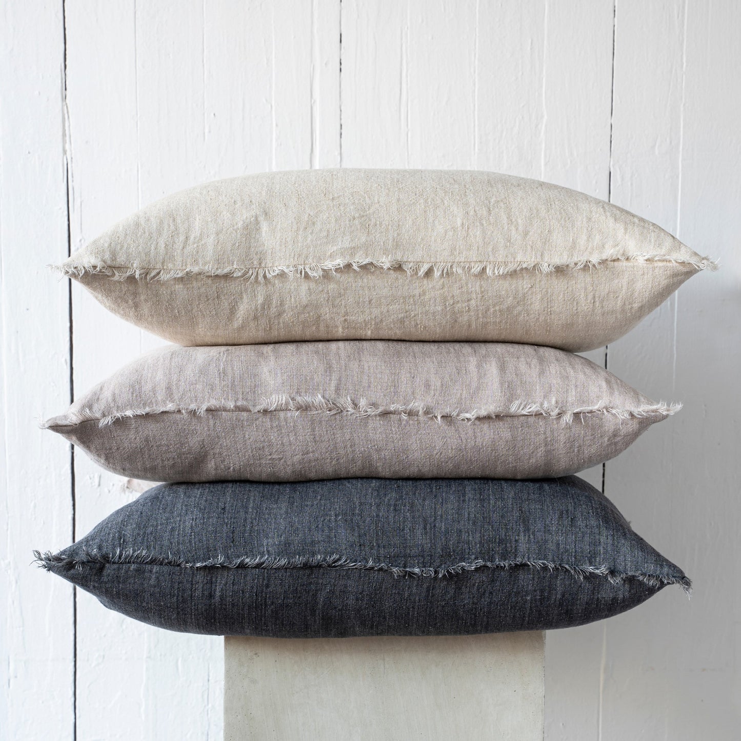 Lina Linen Pillow | Coal