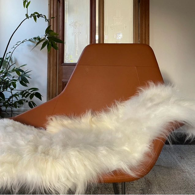 White Double Icelandic Sheepskin Throw Rug