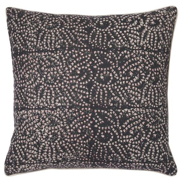 Nur Noir Pillow